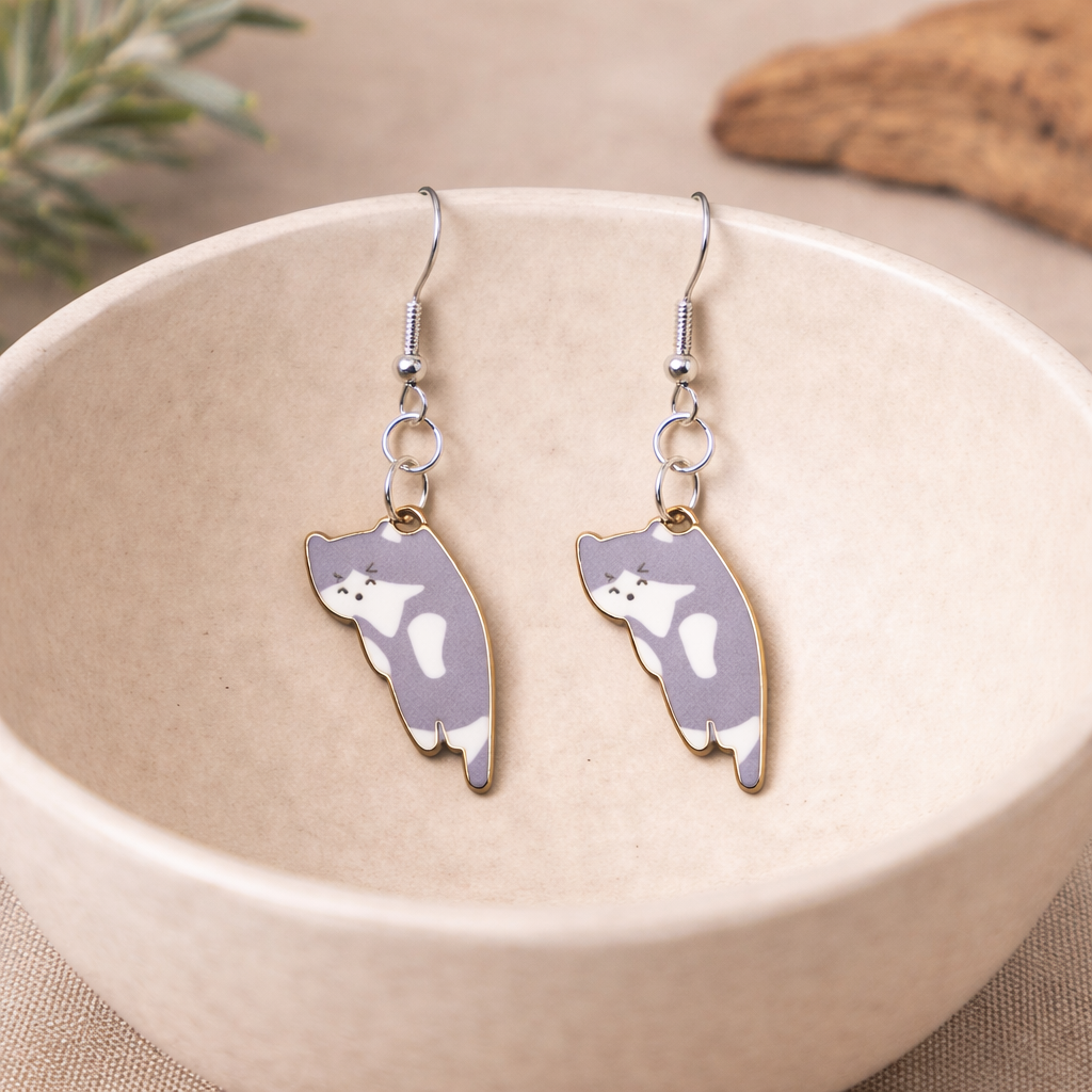Scruffles Cat Earrings - Grey