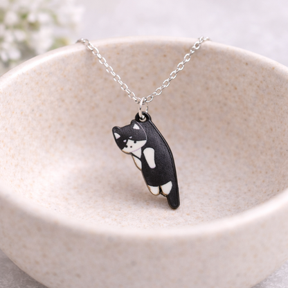 Scruffles Cat Necklace - Black & White